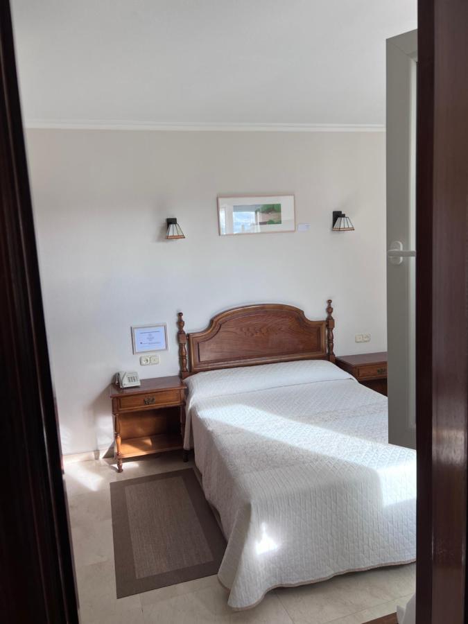 Hotel Serantes او غروف المظهر الخارجي الصورة