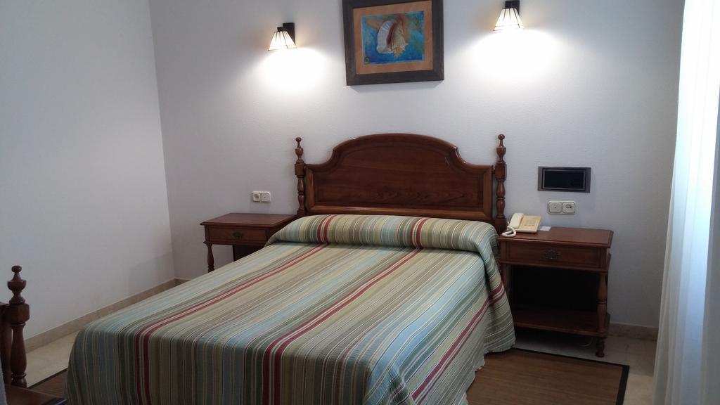 Hotel Serantes او غروف المظهر الخارجي الصورة