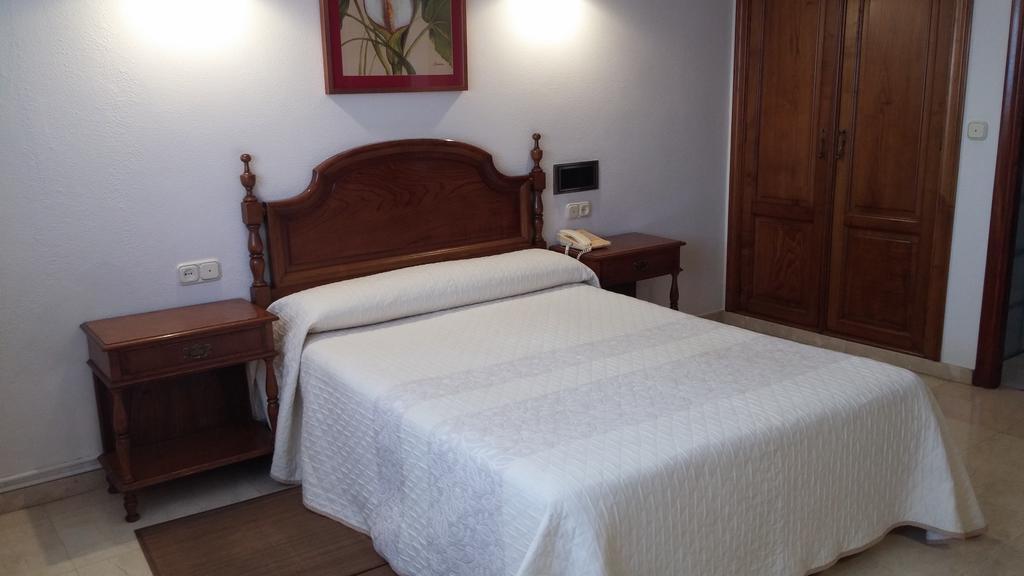 Hotel Serantes او غروف المظهر الخارجي الصورة