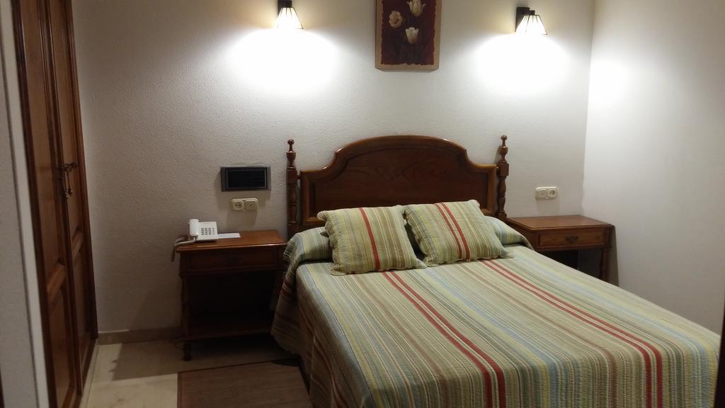 Hotel Serantes او غروف المظهر الخارجي الصورة